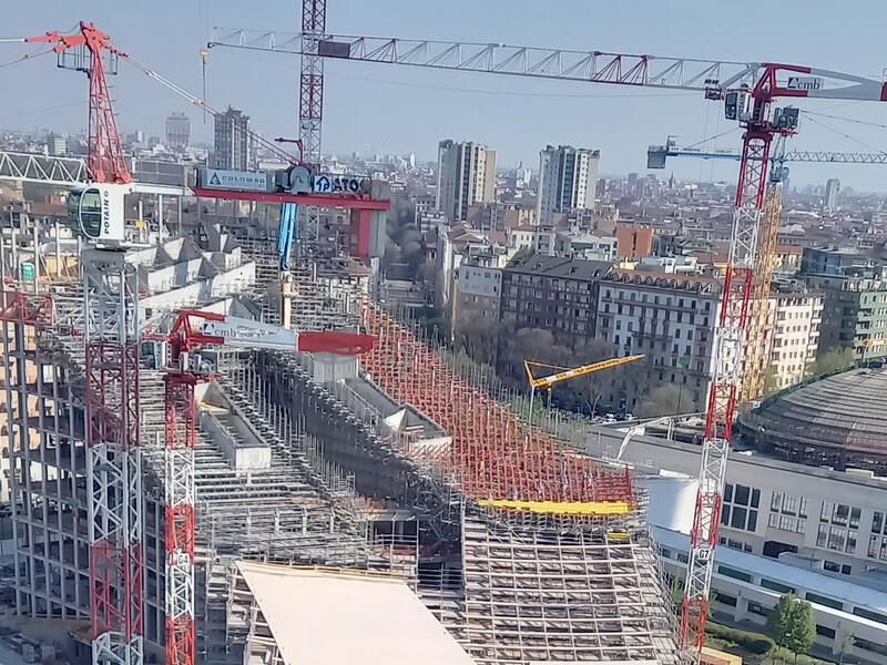 Complesso immobiliare denominato "The Wave", sito nell’area di Citylife Milano